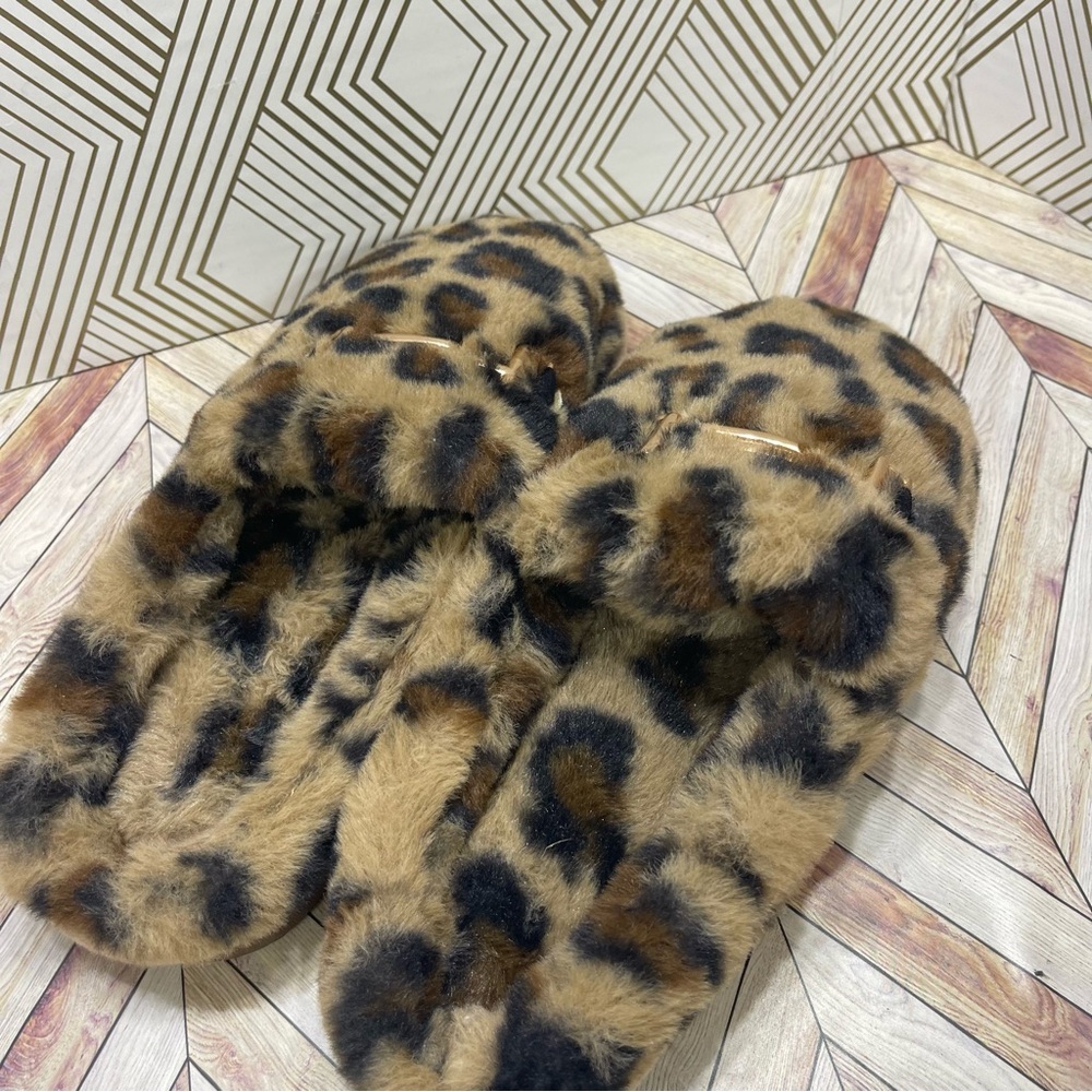 Leopard Designed Fur (all faux) Women's Slippers NWOT size‎ 7/8 K4 - Picture 3 of 6